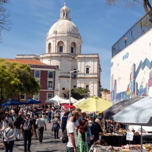 Feira da Ladra Flea Market