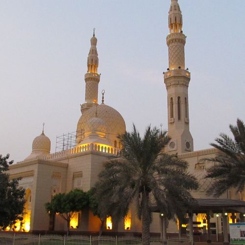 Visit Jumeirah Mosque Area